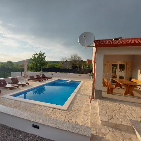 Ana Marija - Family Destination With Heated Pool Villa Lecevica